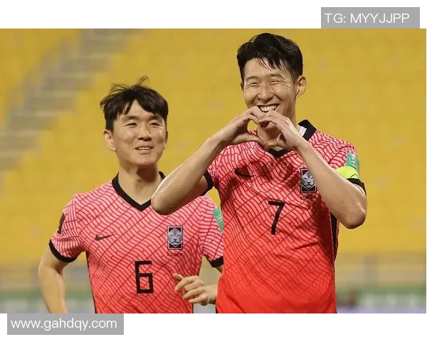 韩国足球明星大合集盘点他们的辉煌成就与精彩瞬间 韩国足球明星大合集盘点他们的辉煌成就与精彩瞬间